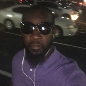 Meet your Posher, Clarence